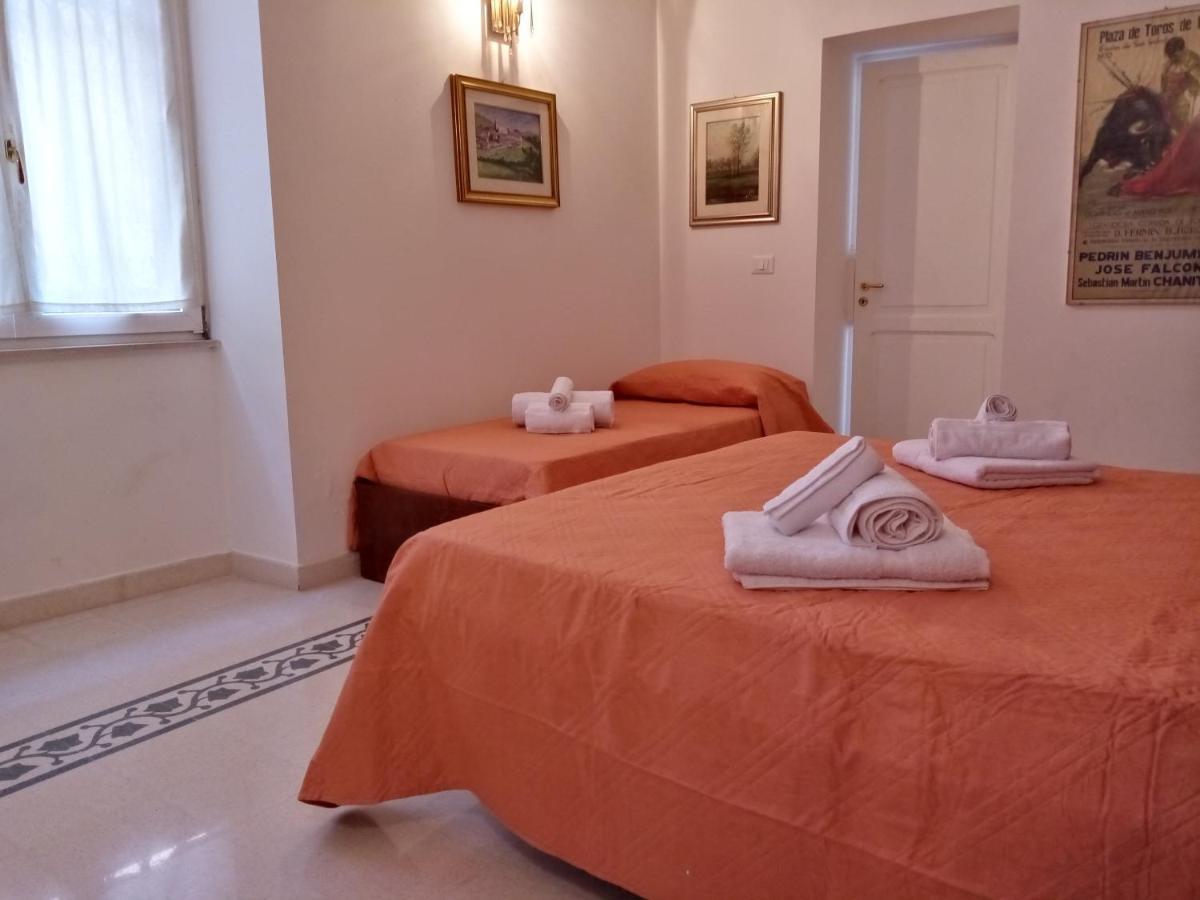Dimora Storica Le Perle Bed and Breakfast Lecce Eksteriør billede