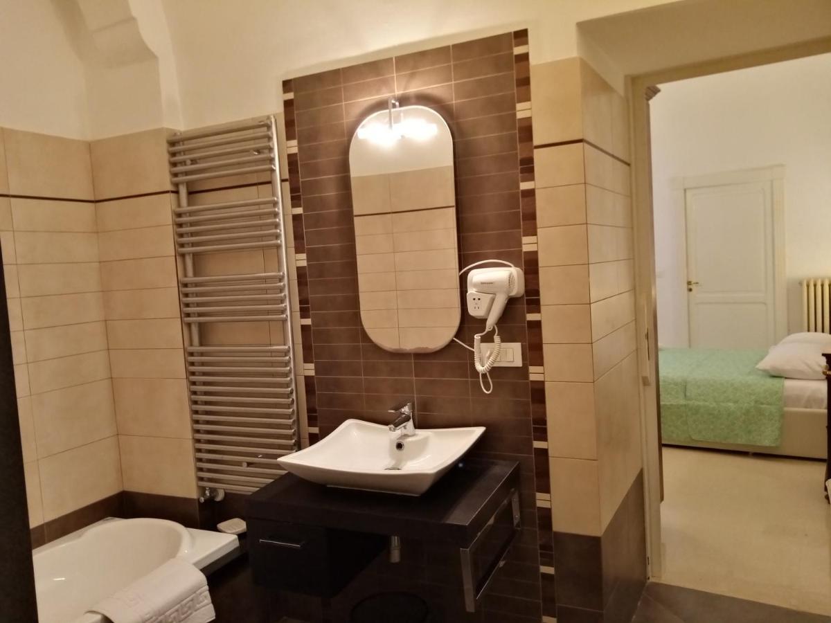 Dimora Storica Le Perle Bed and Breakfast Lecce Eksteriør billede
