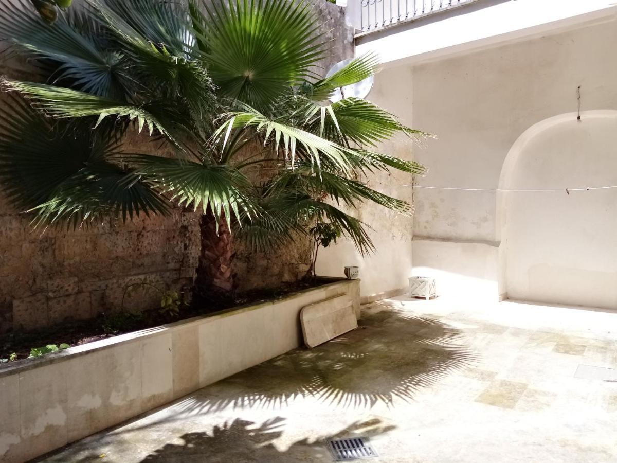Dimora Storica Le Perle Bed and Breakfast Lecce Eksteriør billede