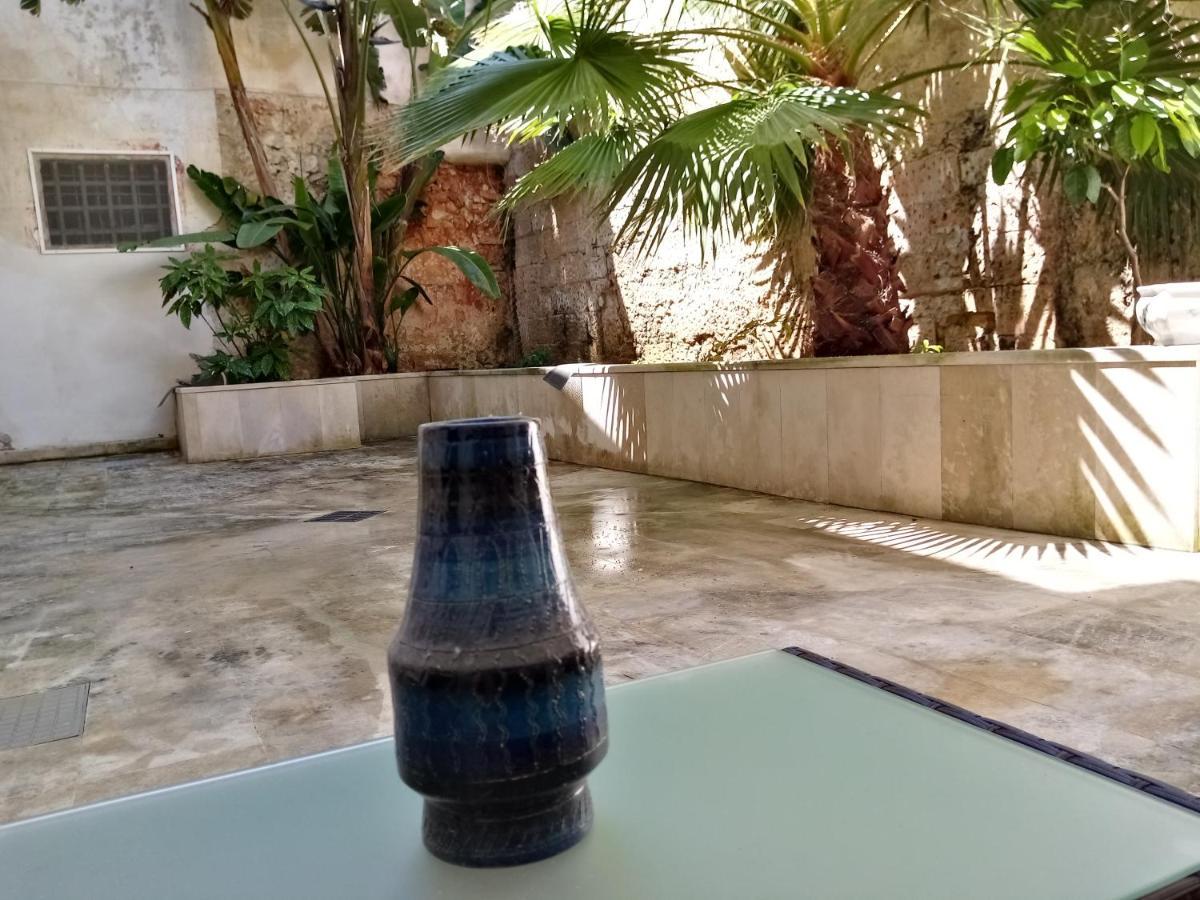 Dimora Storica Le Perle Bed and Breakfast Lecce Eksteriør billede