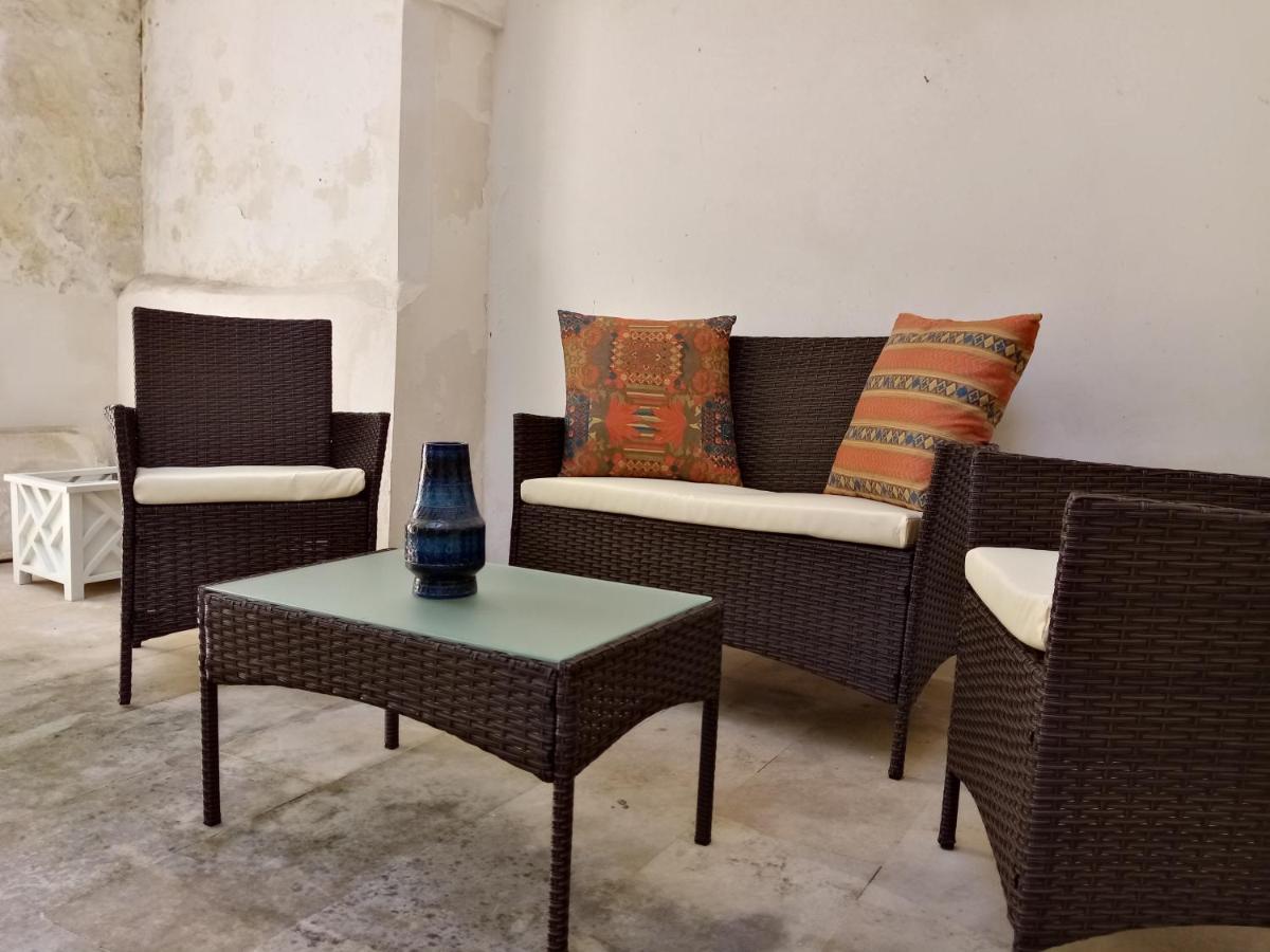 Dimora Storica Le Perle Bed and Breakfast Lecce Eksteriør billede